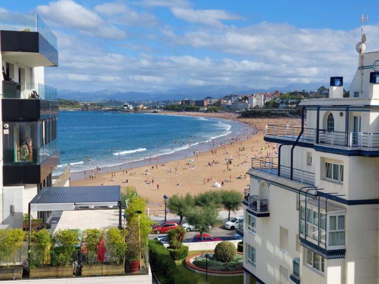 razones para visitar Santander visitare miasto Santander alquiler vacacionar en Santander