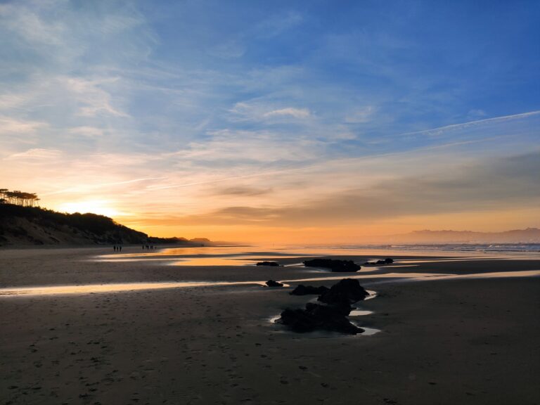 some beach HiCantabria itinerario en Cantabria visitar Somo visitare Espagne plan podróży w Kantabrii