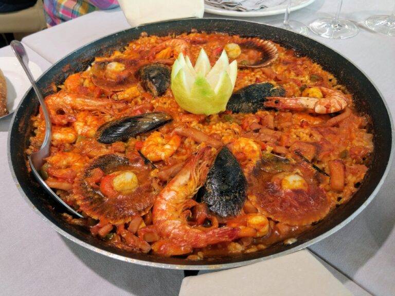 Paella in El Caserio Restaurant - Suances HiCantabria Cantabria